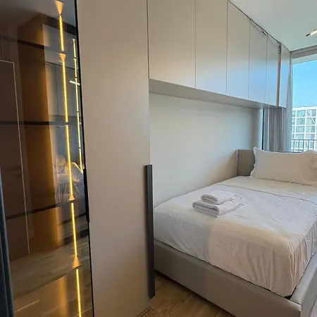 Blue Boutique 4 * טיראנה